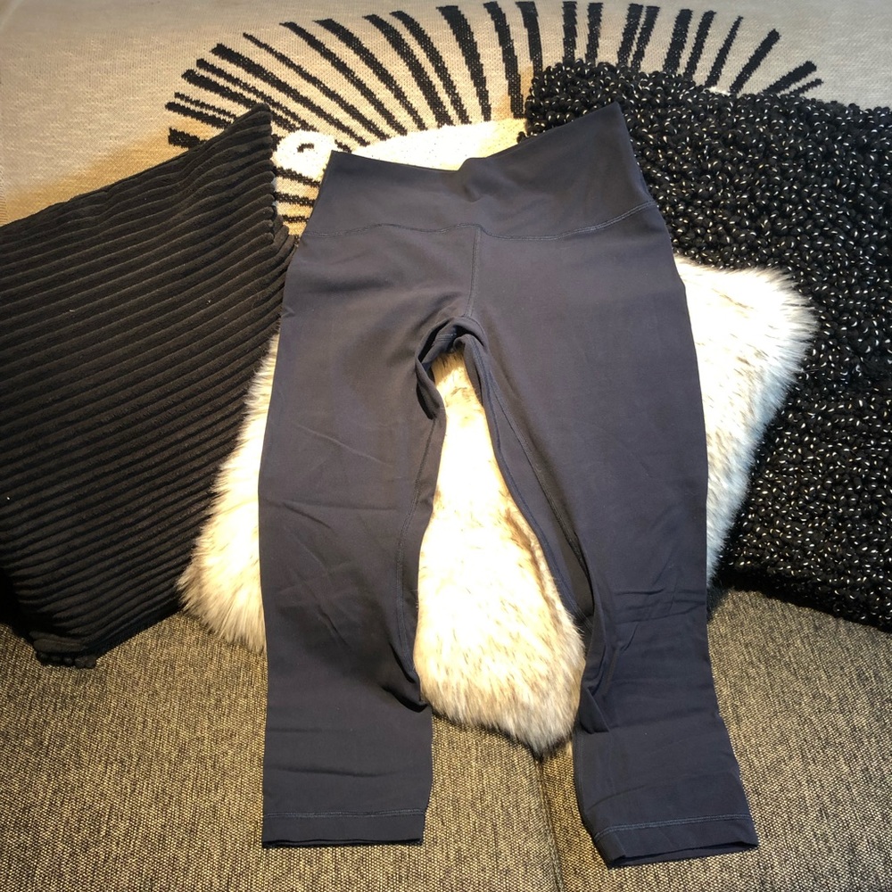 Lululemon Cropped Leggings 8